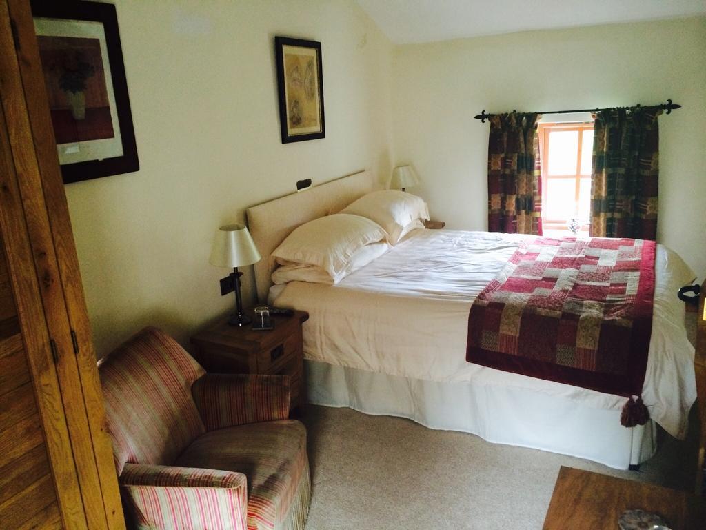 Low Nook Farm Holiday Cottage Брамптън Екстериор снимка