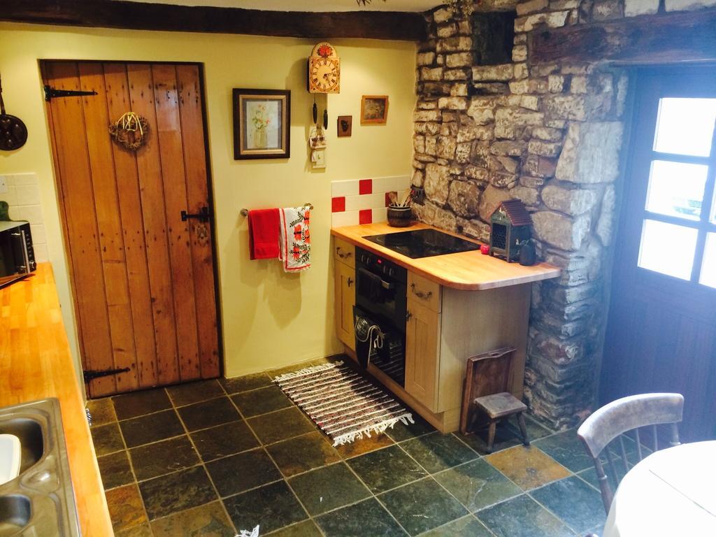 Low Nook Farm Holiday Cottage Брамптън Екстериор снимка